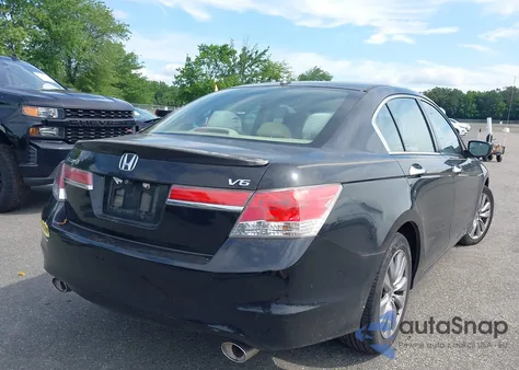 2012 Honda Accord 3.5 Ex-L z USA, uszkodzony, nr VIN 1HGCP3F81CA016442